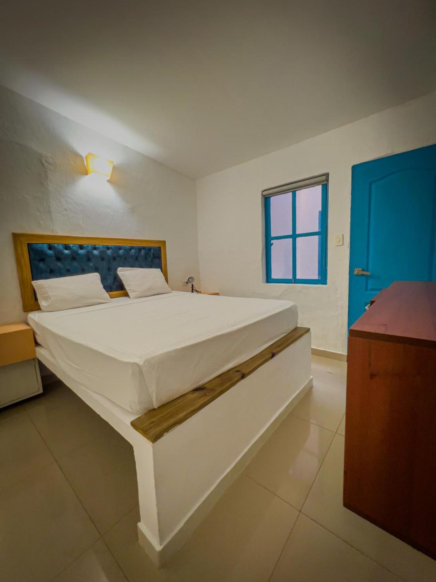 The Blue House Hostel Santa Marta  Esterno foto