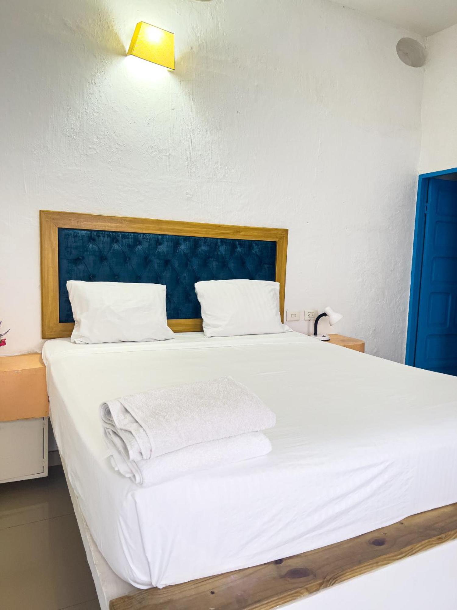 The Blue House Hostel Santa Marta  Esterno foto