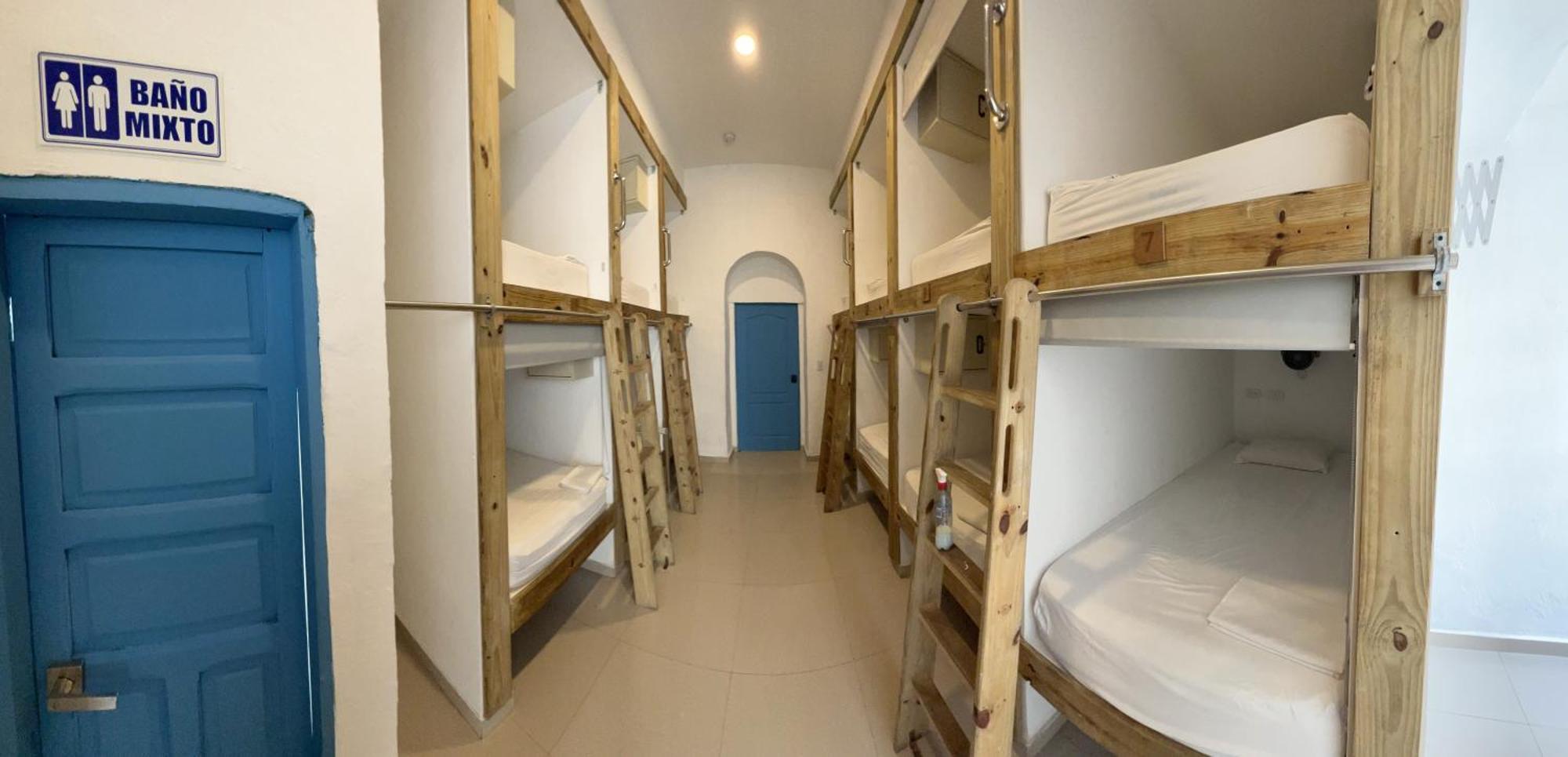 The Blue House Hostel Santa Marta  Esterno foto